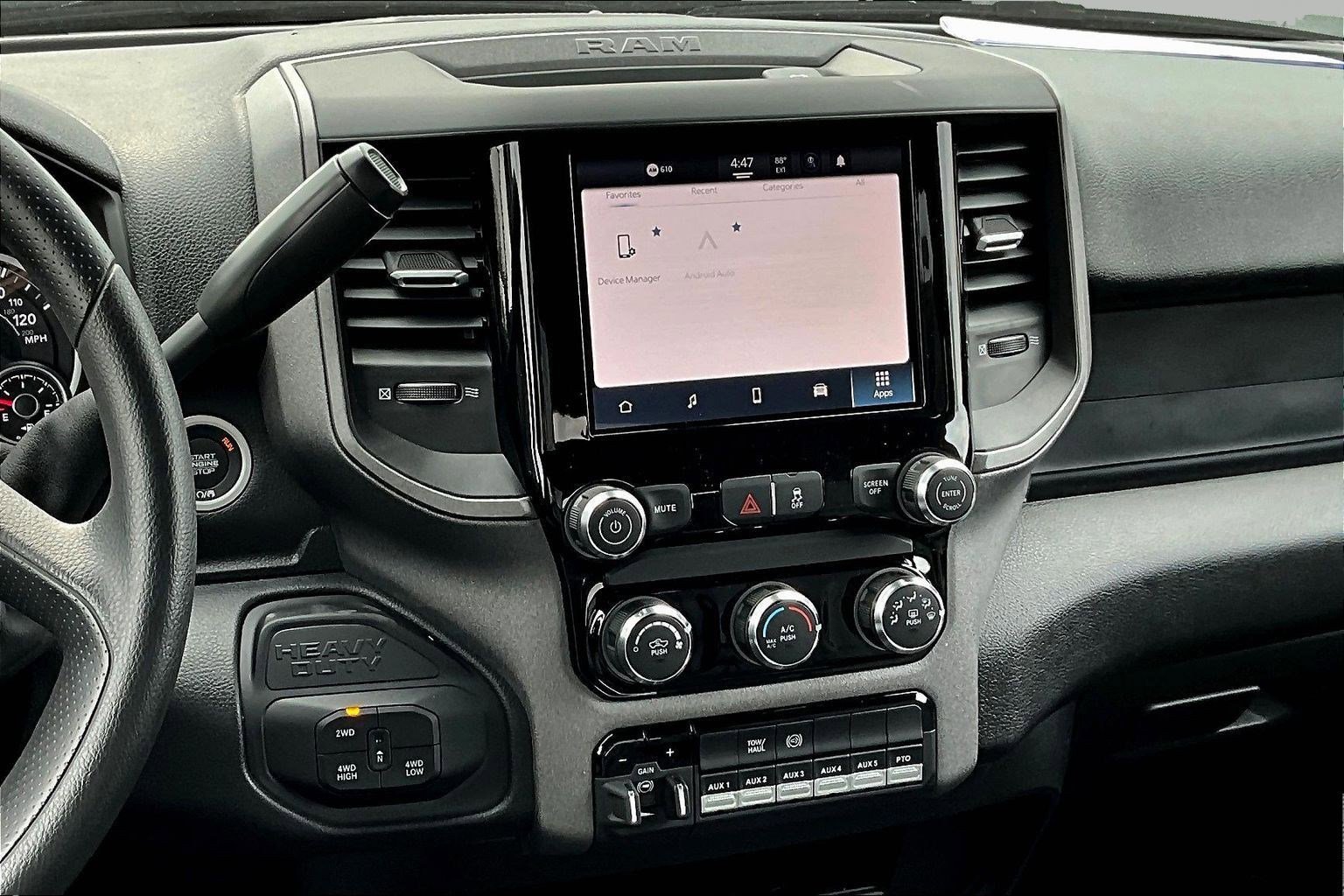 2026 RAM 3500 Chassis Tradesman - Photo 7