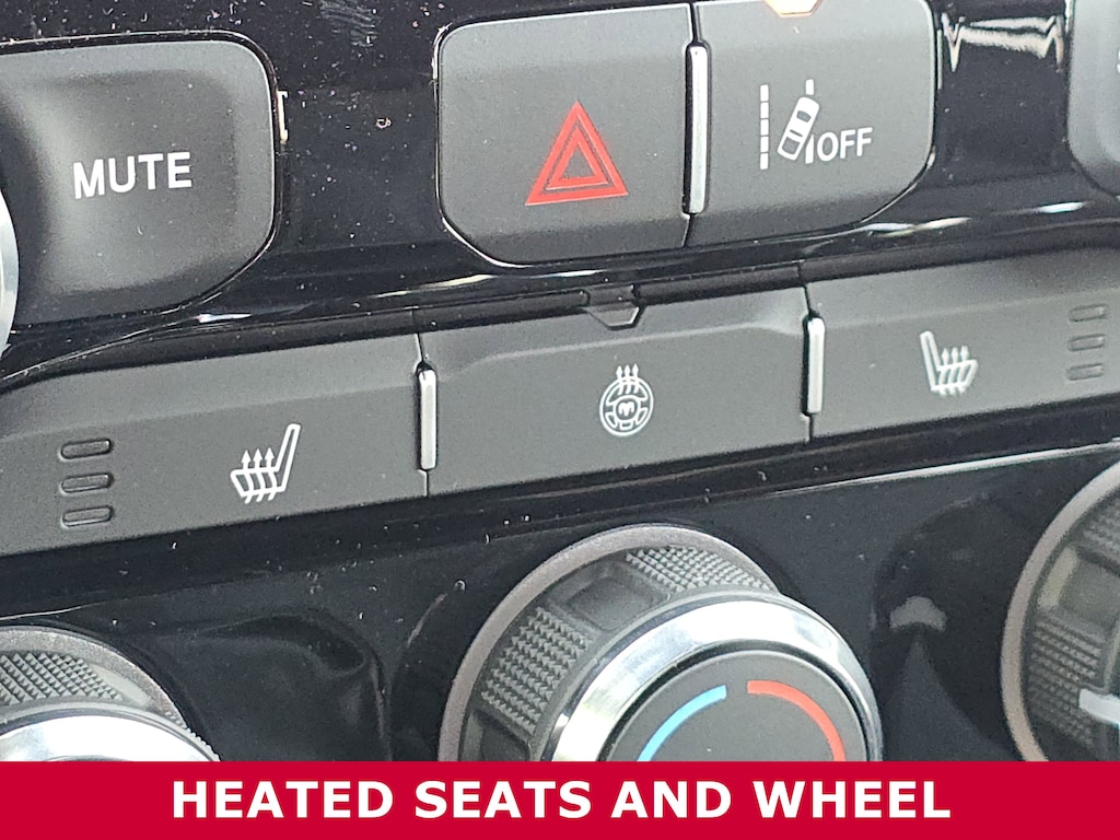 New 2025 Ram 1500 BIG HORN CREW CAB 4X4 5'7 BOX Pickup