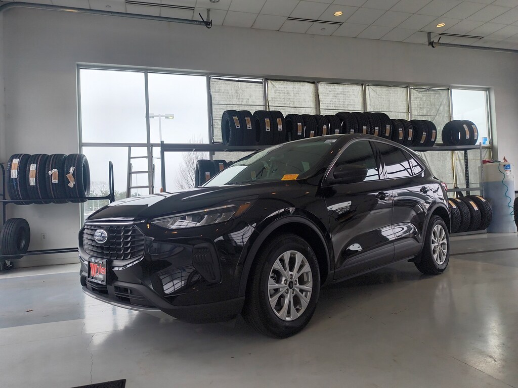 Used 2023 Ford Escape Active FWD SUV