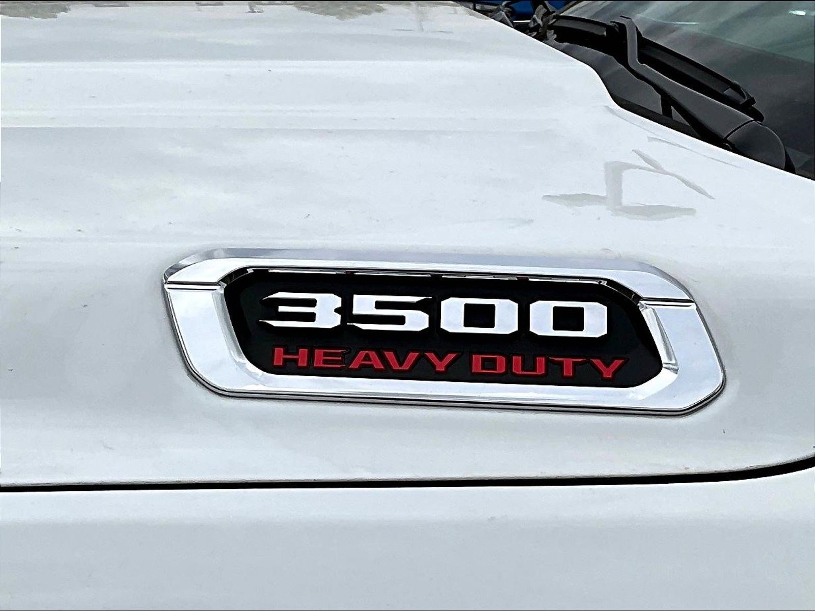 2026 RAM 3500 Chassis Tradesman - Photo 8