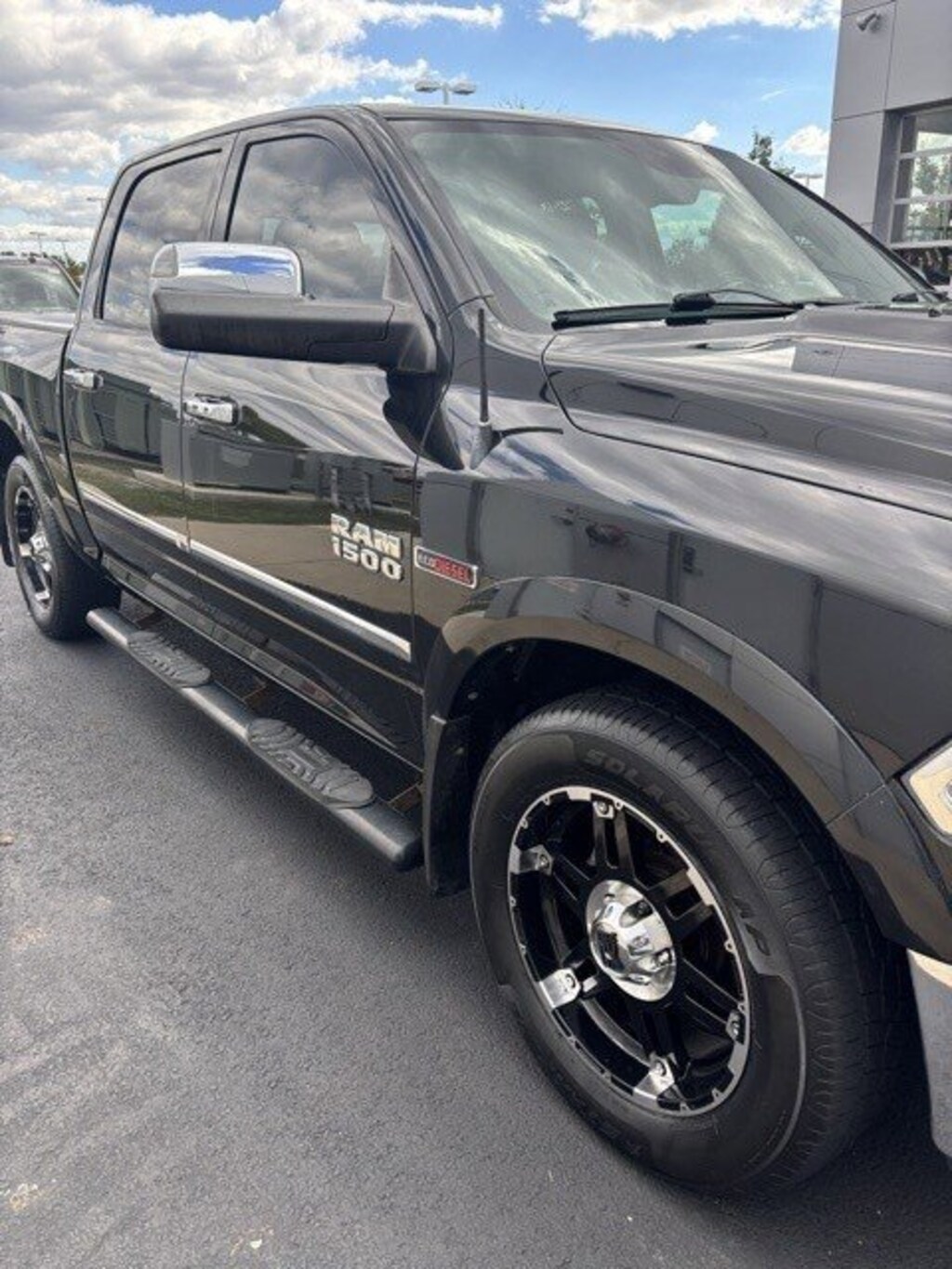 Used 2015 Ram 1500 4WD Crew Cab 140.5 Laramie Limited Truck