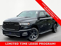 2026 Ram 1500 EXPRESS CREW CAB 4X4 5'7 BOX Pickup