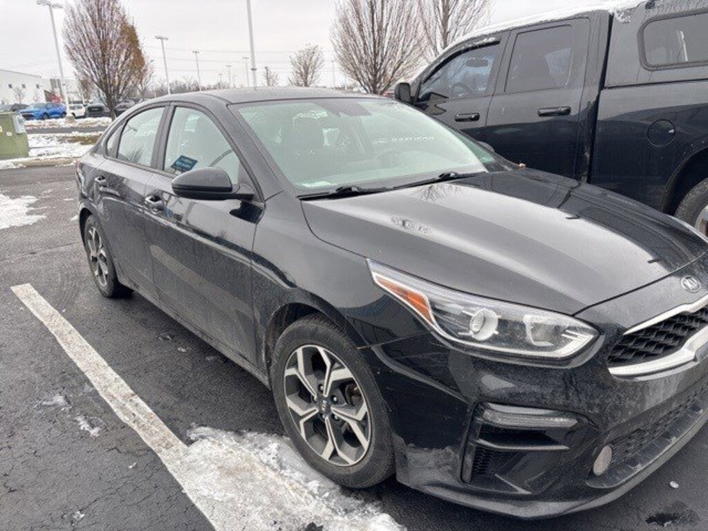 Used 2020 Kia Forte LXS IVT Car