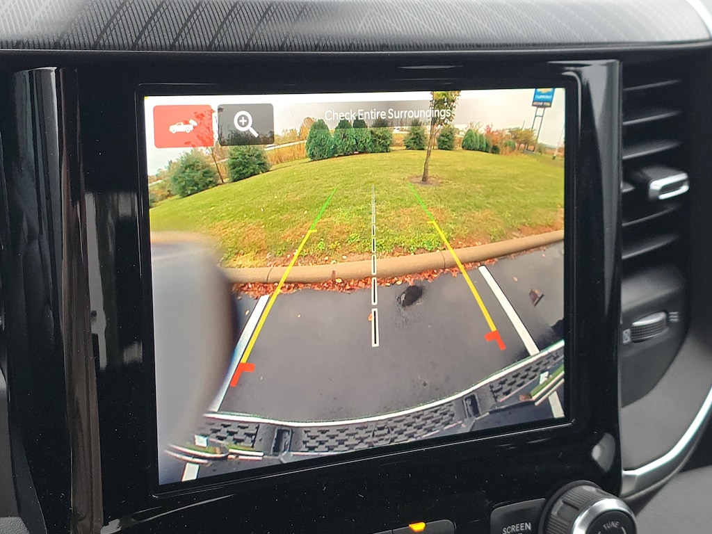 New 2025 Ram 1500 BIG HORN QUAD CAB 4X4 6'4 BOX Pickup