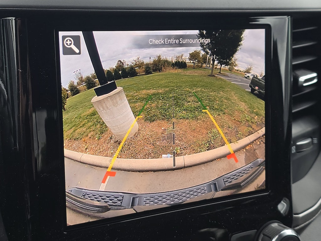 New 2026 Ram 1500 WARLOCK CREW CAB 4X4 5'7 BOX Pickup