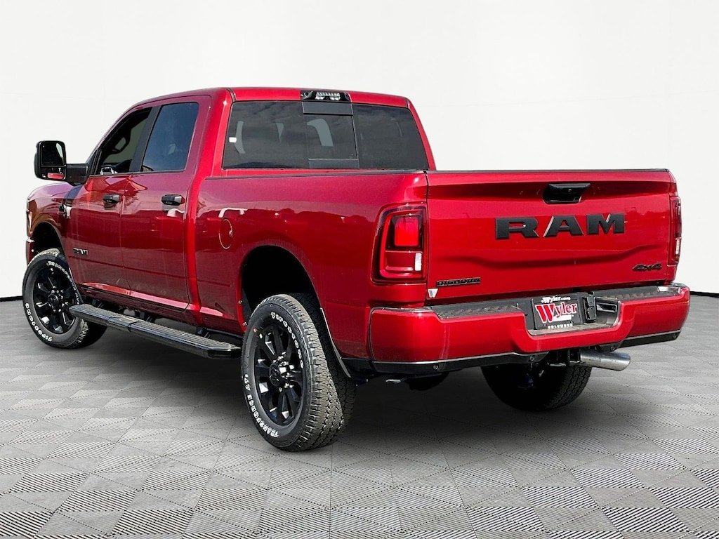 New 2026 Ram 2500 BIG HORN CREW CAB 4X4 6'4 BOX Pickup