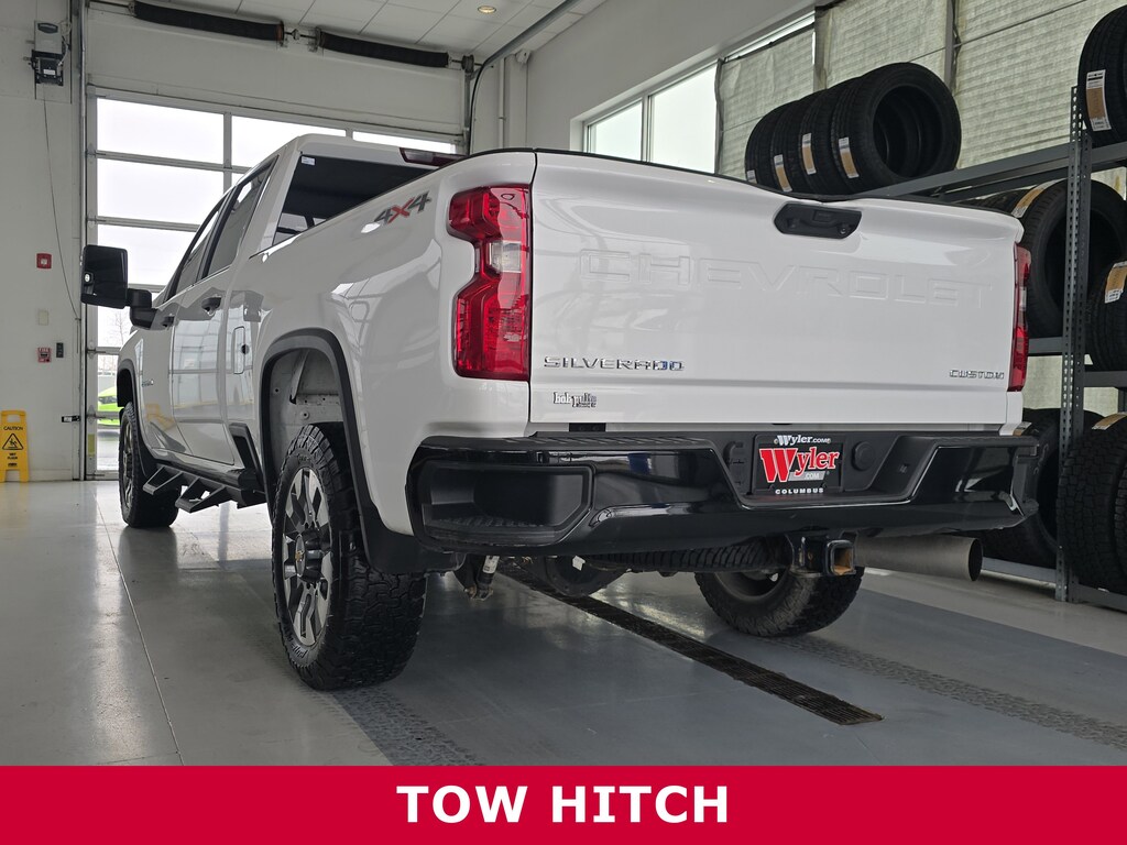 Used 2022 Chevrolet Silverado 2500HD 4WD Crew Cab 159 Custom Truck