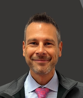 Staff member Dominick Siclari from ID_546407dc404c
