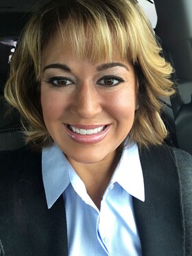 Staff member Jennifer Thompson from ID_546407dc404c