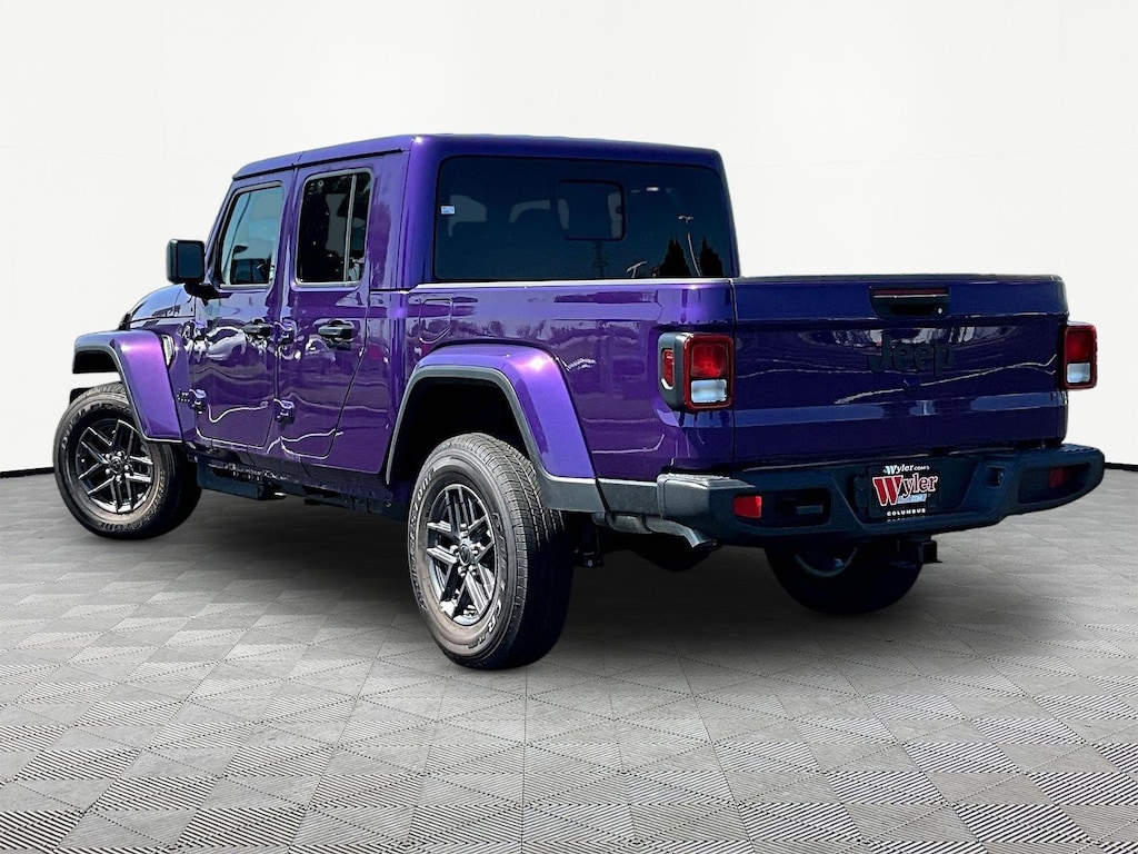 New 2026 Jeep Gladiator SPORT S 4X4 Pickup