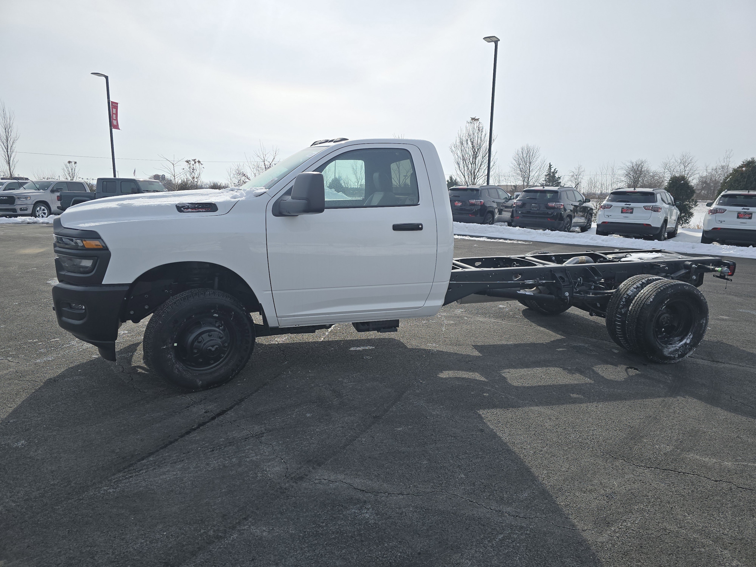 2026 RAM 3500 Chassis Tradesman - Photo 13