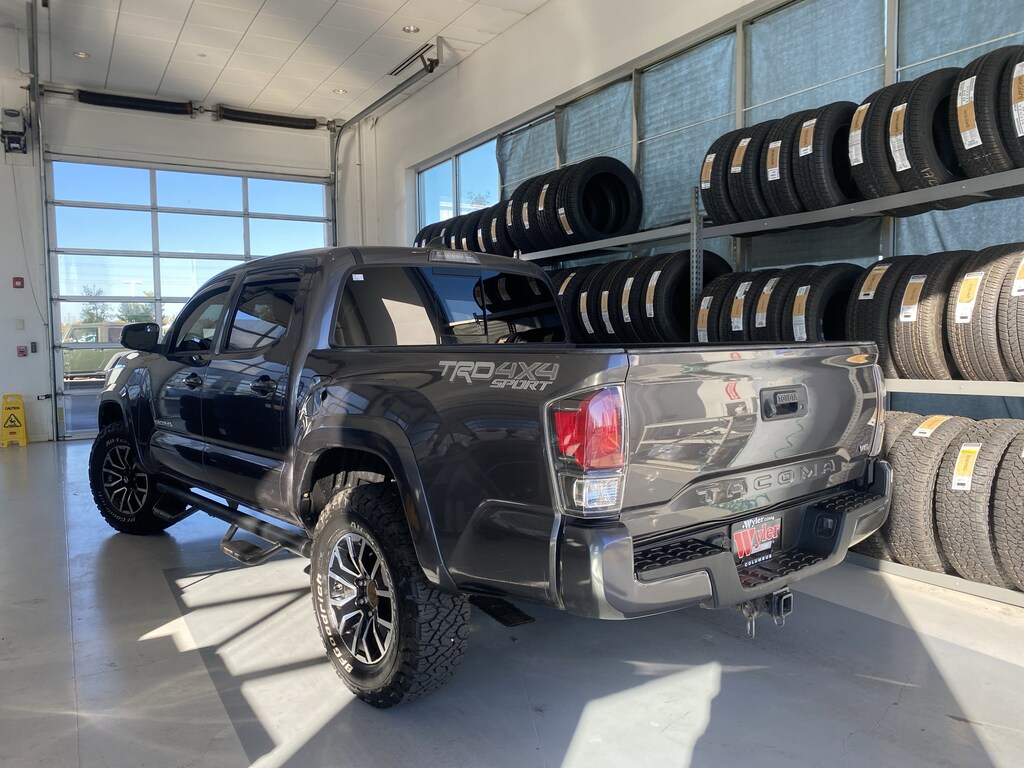 Used 2020 Toyota Tacoma 4WD Truck