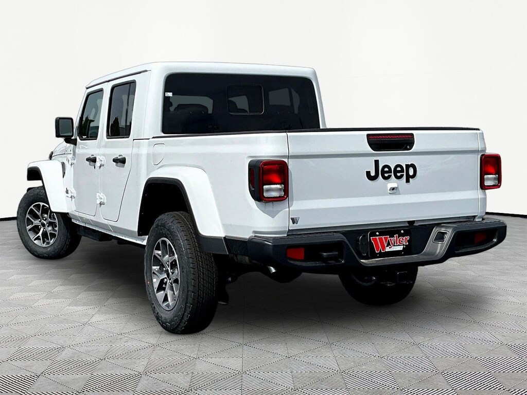 New 2026 Jeep Gladiator SPORT S 4X4 Pickup