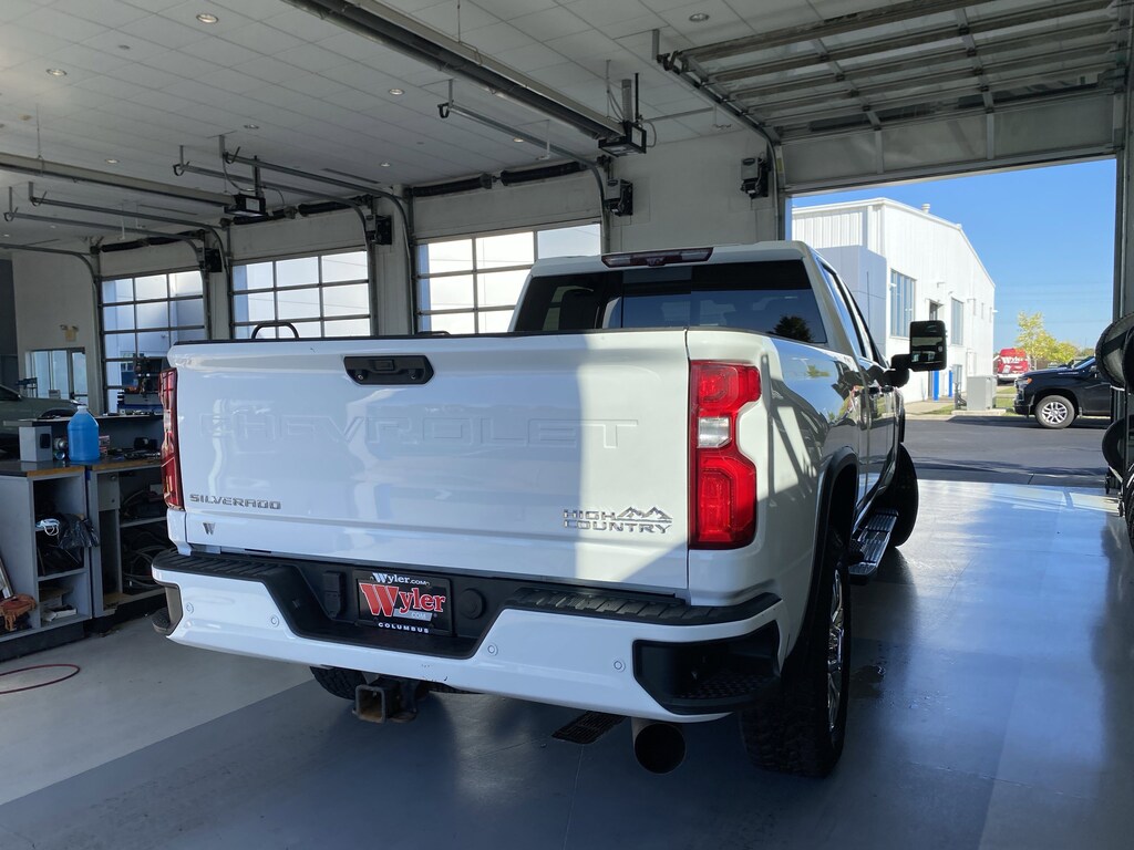 Used 2020 Chevrolet Silverado 3500HD 4WD Crew Cab 159 High Country Truck
