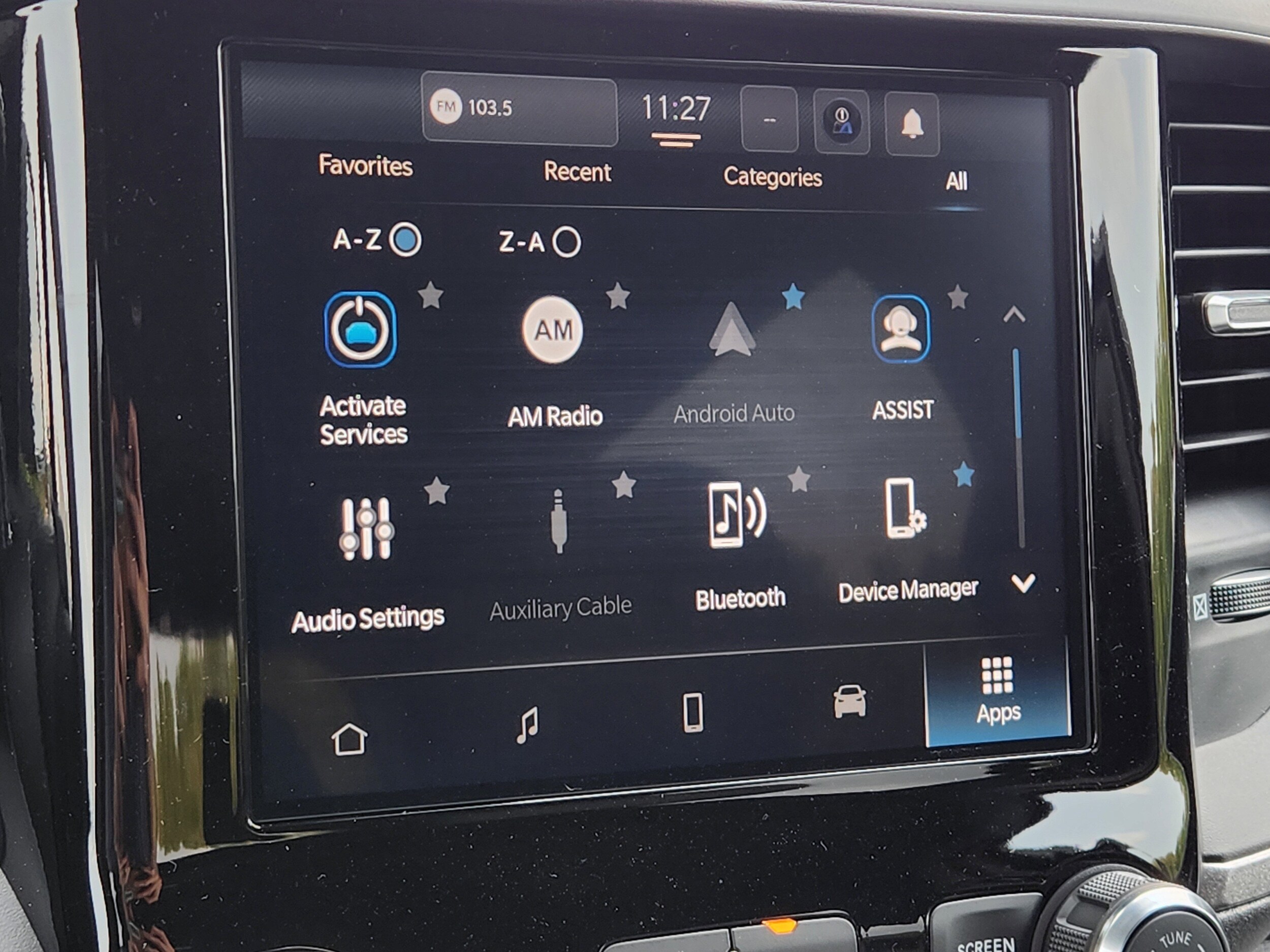 2025 Ram 1500 Tradesman photo 3