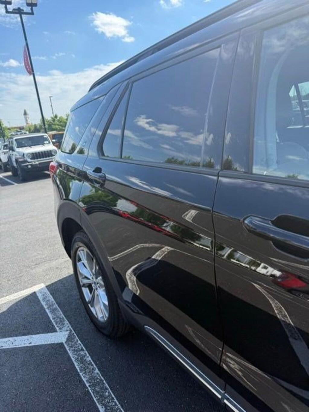 Used 2023 Ford Explorer XLT 4WD SUV