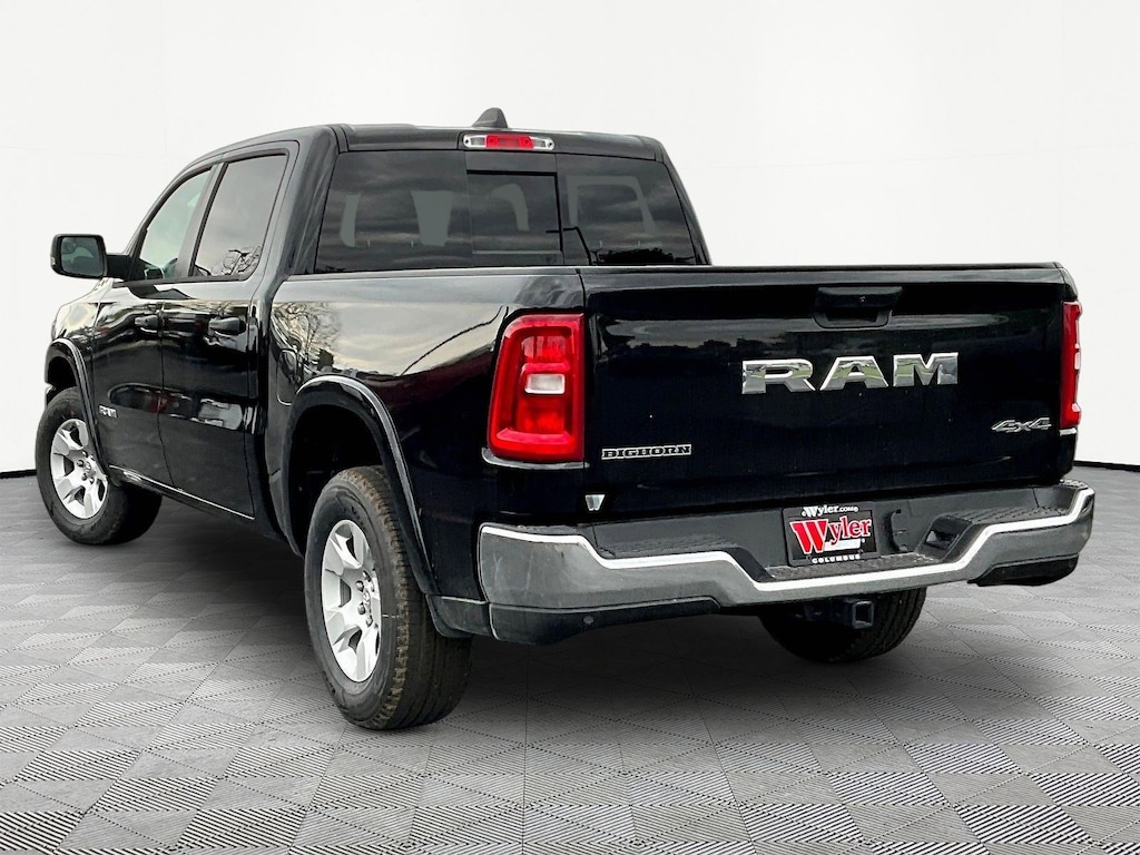 New 2026 Ram 1500 BIG HORN CREW CAB 4X4 5'7 BOX Pickup
