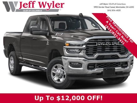 2025 Ram 2500 TRADESMAN CREW CAB 4X4 8' BOX Pickup