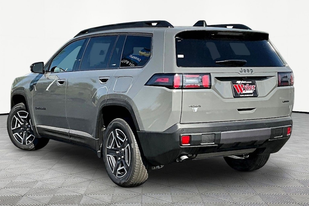 New 2026 Jeep Cherokee LAREDO 4X4 Sport Utility