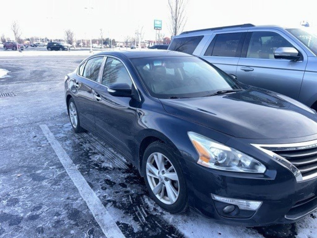 Used 2014 Nissan Altima 4dr Sdn I4 2.5 SL Car