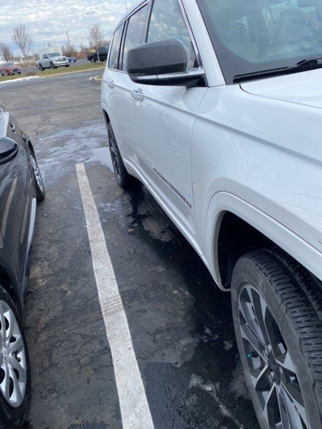 Used 2023 Jeep Grand Cherokee L Overland 4x4 SUV