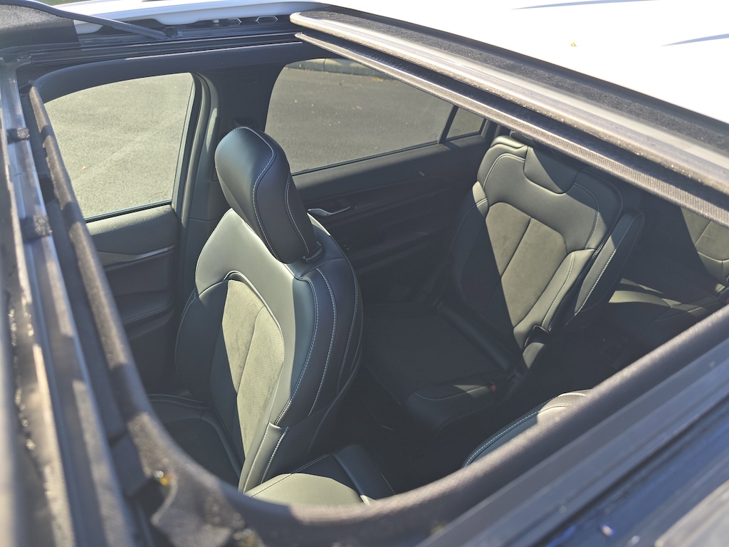 New 2025 Jeep Grand Cherokee L ALTITUDE X 4X4 Sport Utility