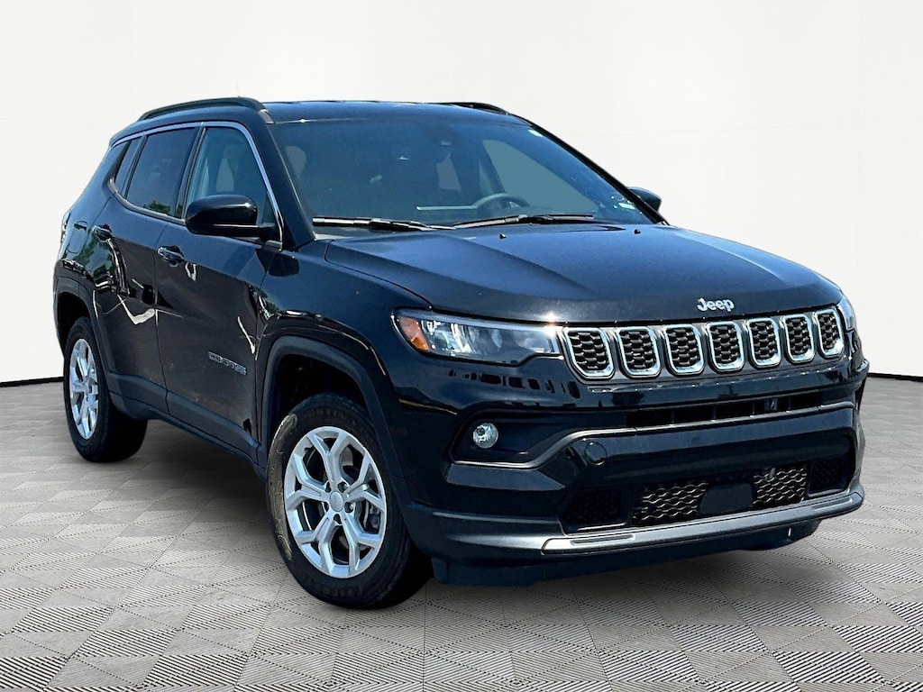 Used 2024 Jeep Compass Latitude 4x4 SUV
