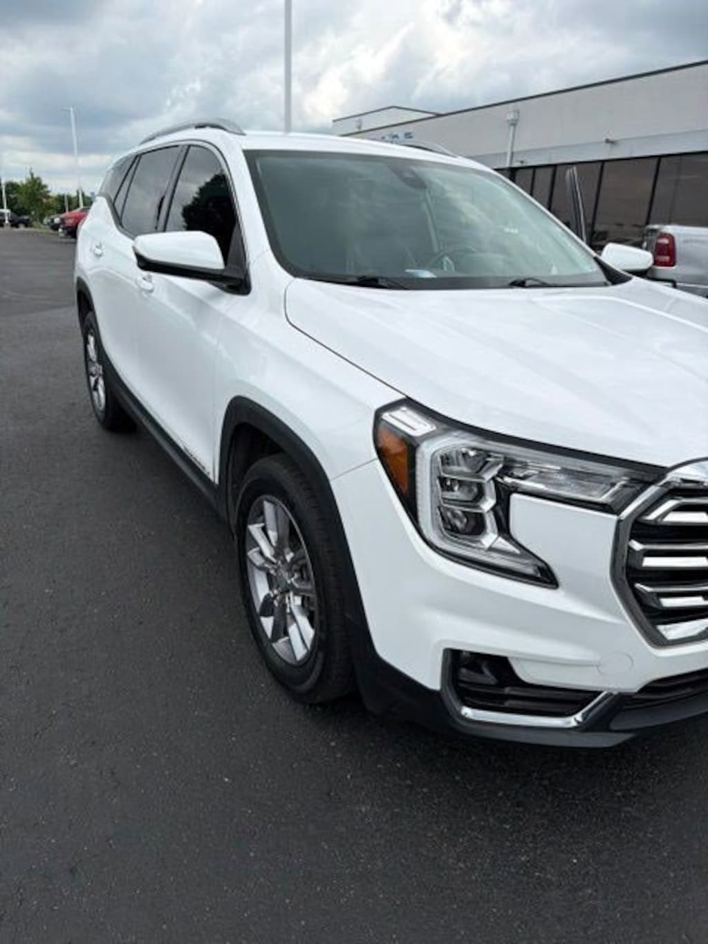 Used 2022 GMC Terrain AWD 4dr SLT SUV