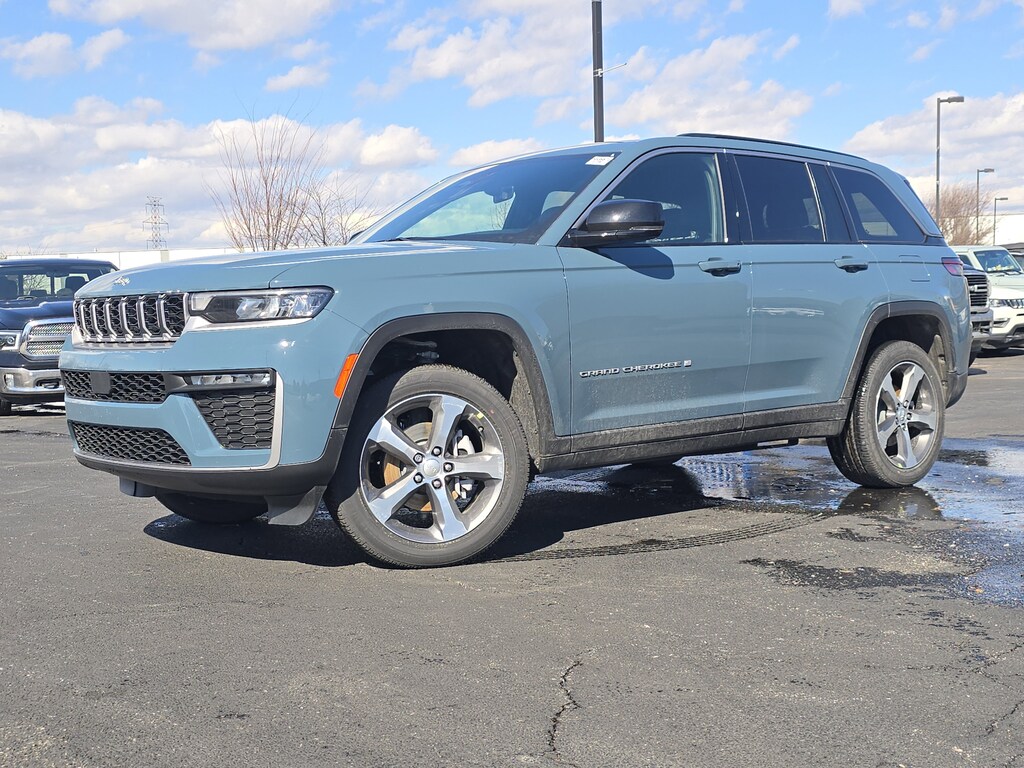 New 2026 Jeep Grand Cherokee LIMITED 4X4 Sport Utility