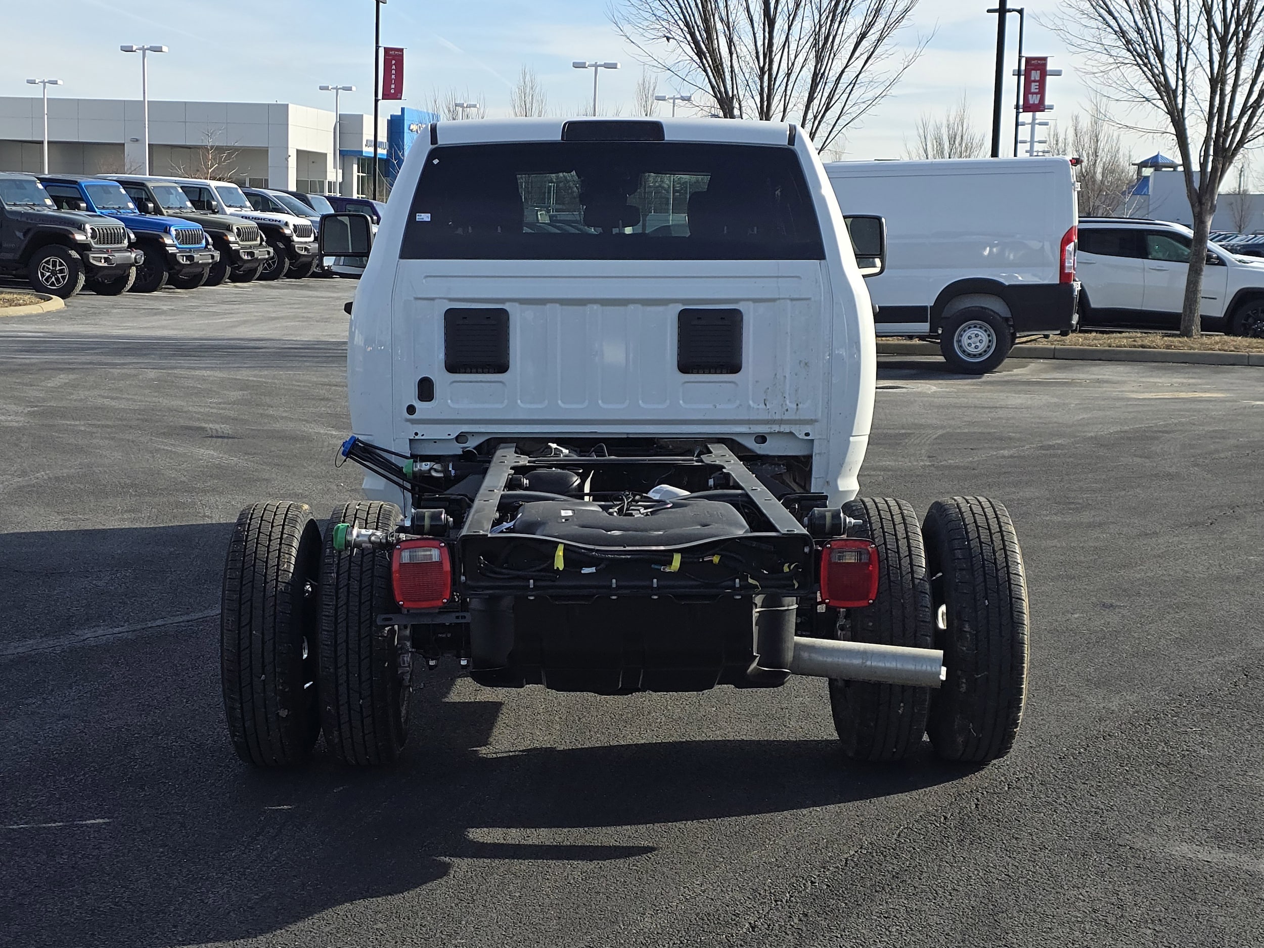 2026 RAM 3500 Chassis Tradesman - Photo 16