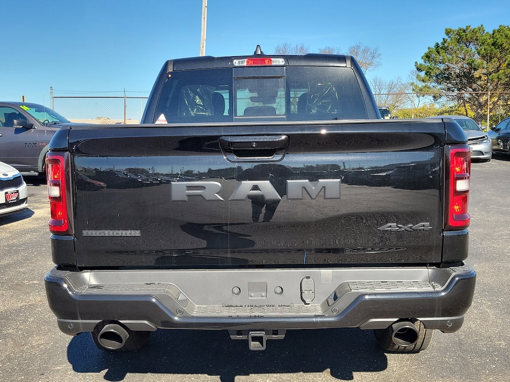 New 2026 Ram 1500 BIG HORN CREW CAB 4X4 5'7 BOX Pickup