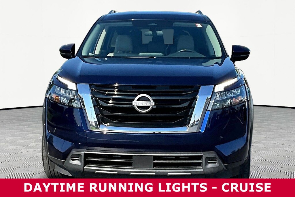 Used 2024 Nissan Pathfinder SV 4WD SUV
