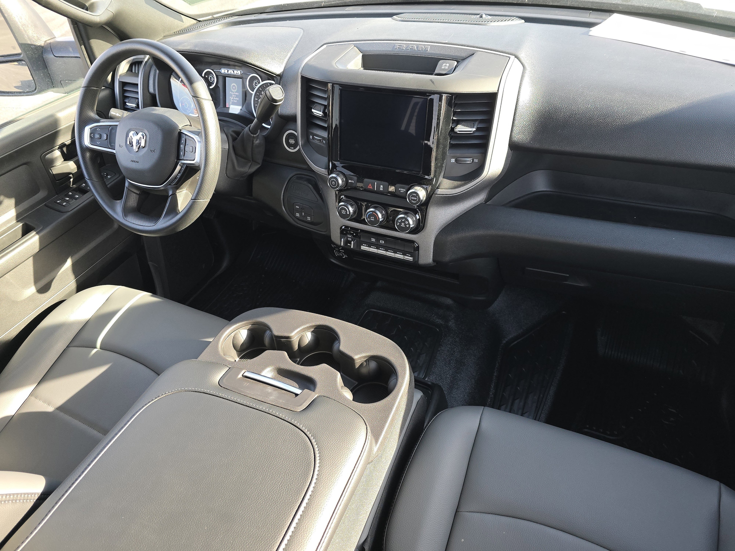 2026 RAM 3500 Chassis Tradesman - Photo 21