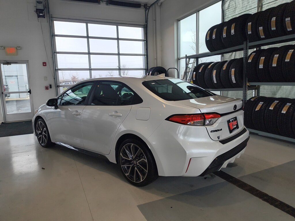Used 2022 Toyota Corolla SE CVT Car