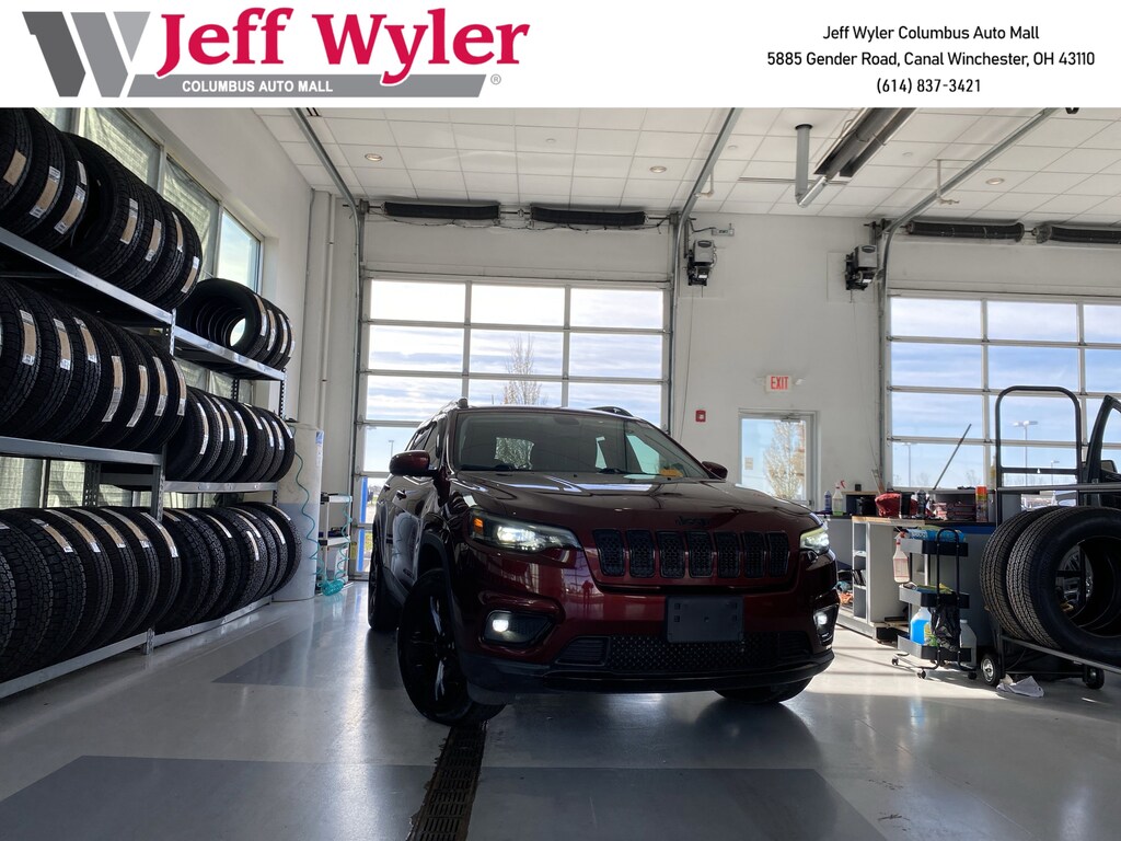 Used 2020 Jeep Cherokee Altitude 4x4 SUV