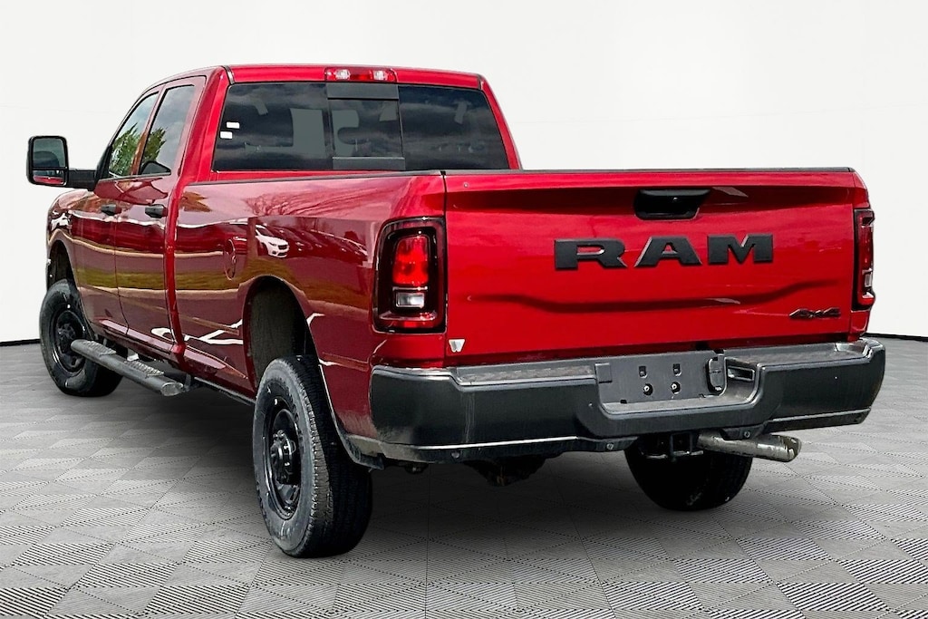 New 2026 Ram 2500 TRADESMAN CREW CAB 4X4 8' BOX Pickup