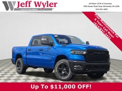 2026 Ram 1500 WARLOCK CREW CAB 4X4 5'7 BOX Pickup