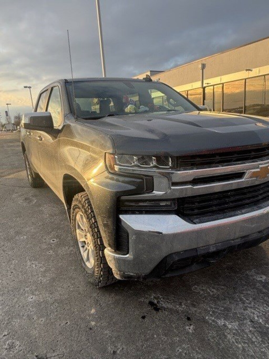 Used 2021 Chevrolet Silverado 1500 4WD Crew Cab 147 LT w/1LT Truck
