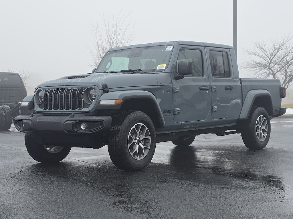 New 2026 Jeep Gladiator SPORT S 4X4 Pickup