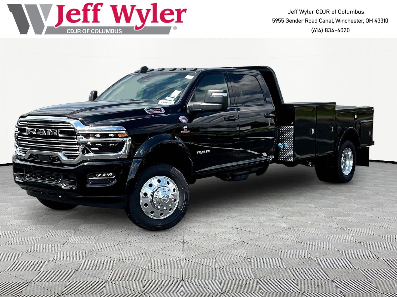 2026 RAM 4500 Big Horn 4X4 Crew Cab DRW 197" WB's photo