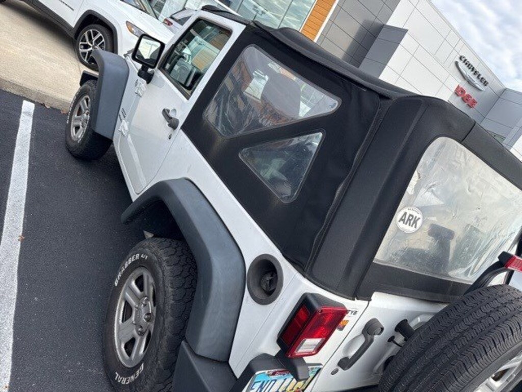 Used 2014 Jeep Wrangler 4WD 2dr Sport Convertible