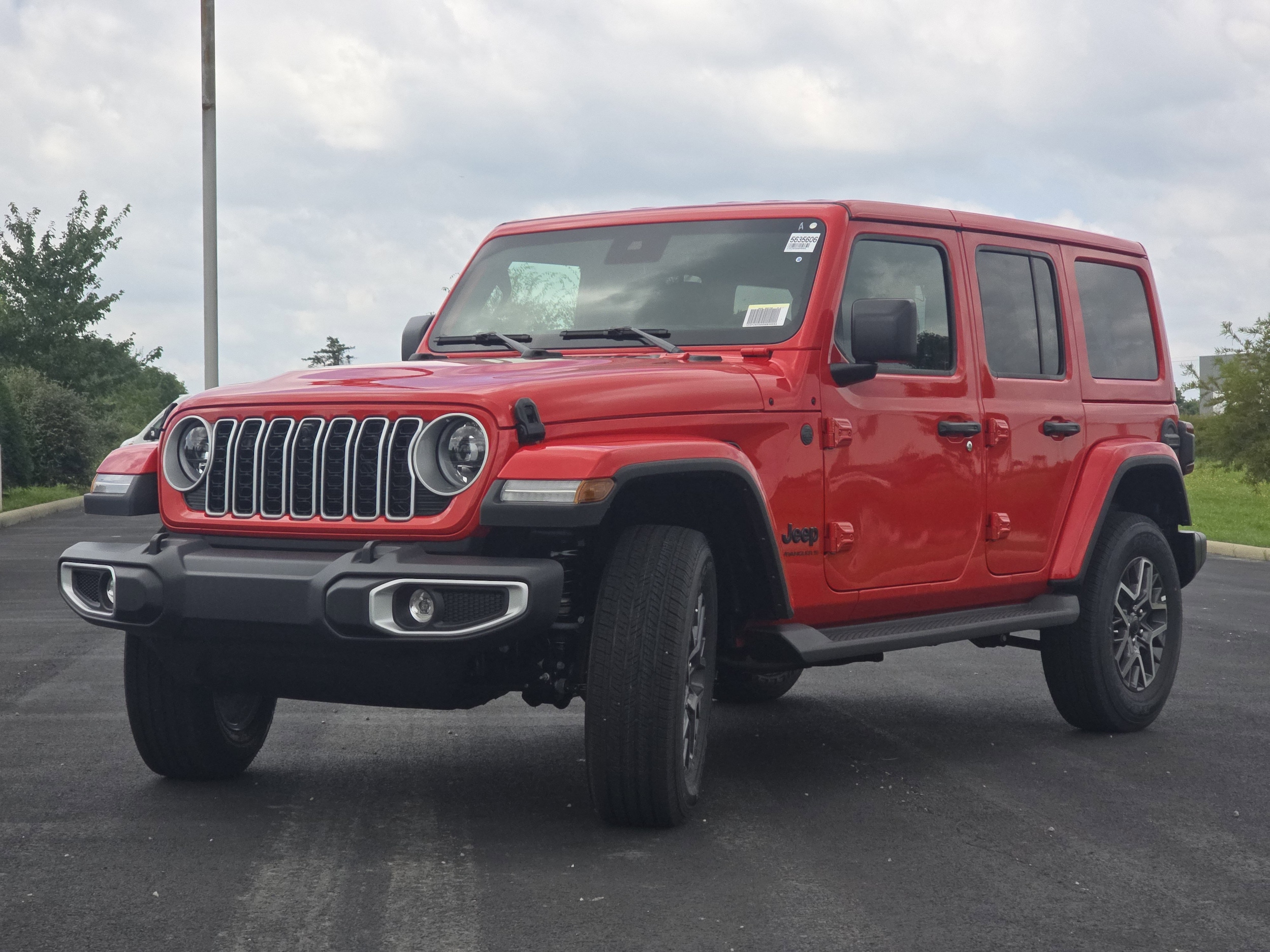2025 Jeep Wrangler 4-Door Sahara - Photo 14