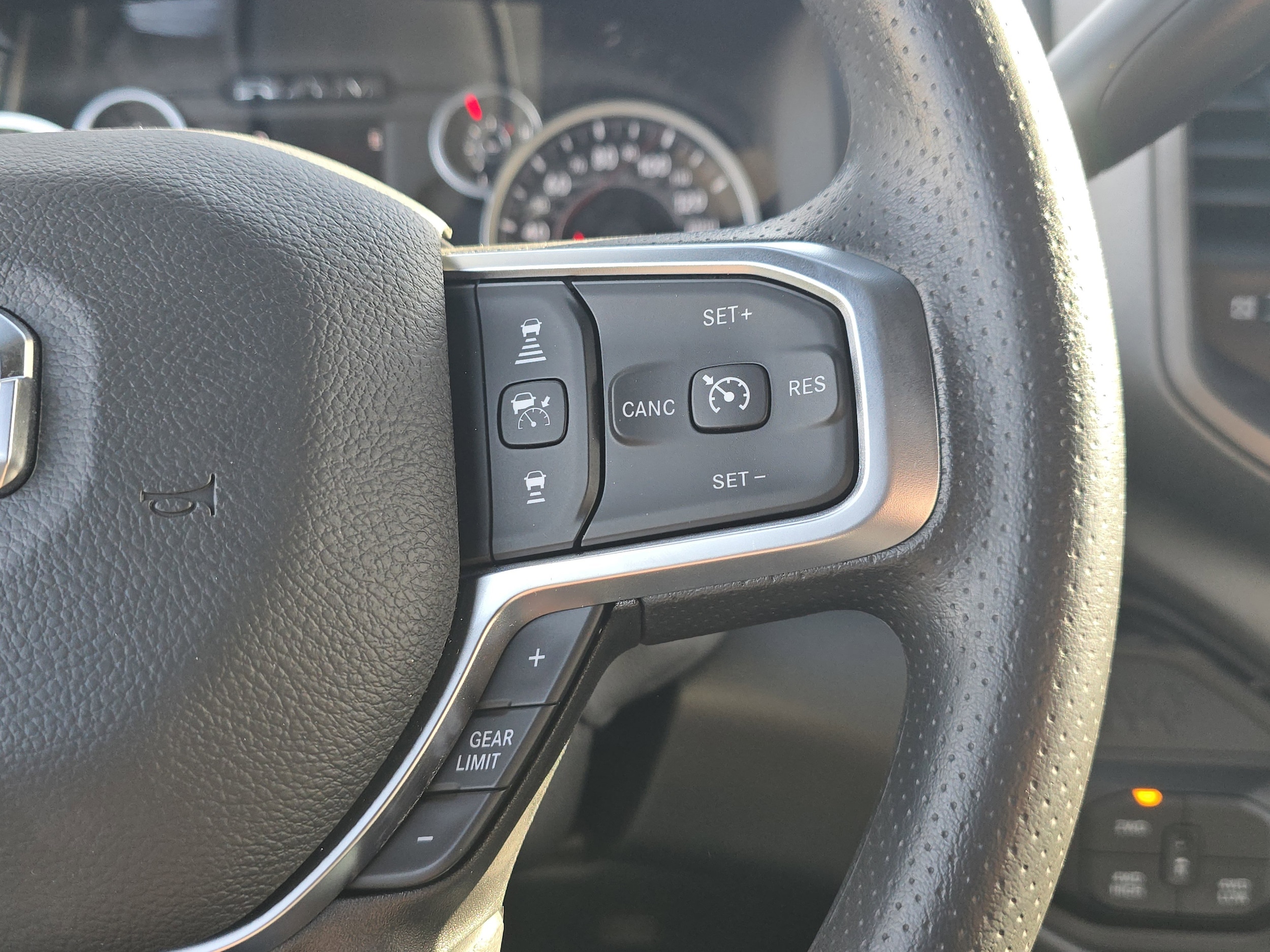 2026 RAM 3500 Chassis Tradesman - Photo 27