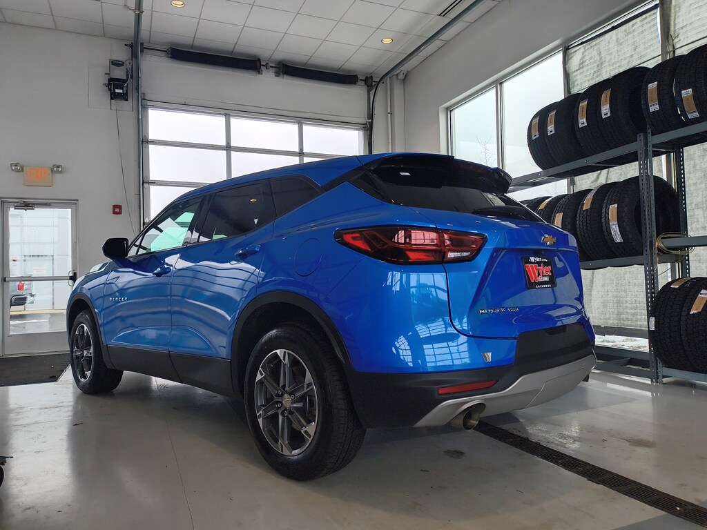 Used 2025 Chevrolet Blazer AWD 4dr LT w/2LT SUV