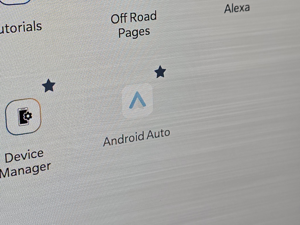 New 2026 Ram 3500 LARAMIE MEGA CAB 4X4 6'4 BOX Pickup