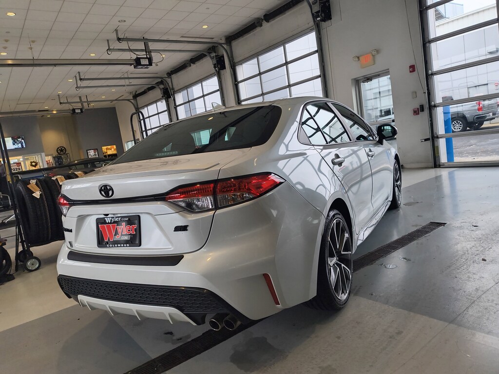 Used 2022 Toyota Corolla SE CVT Car