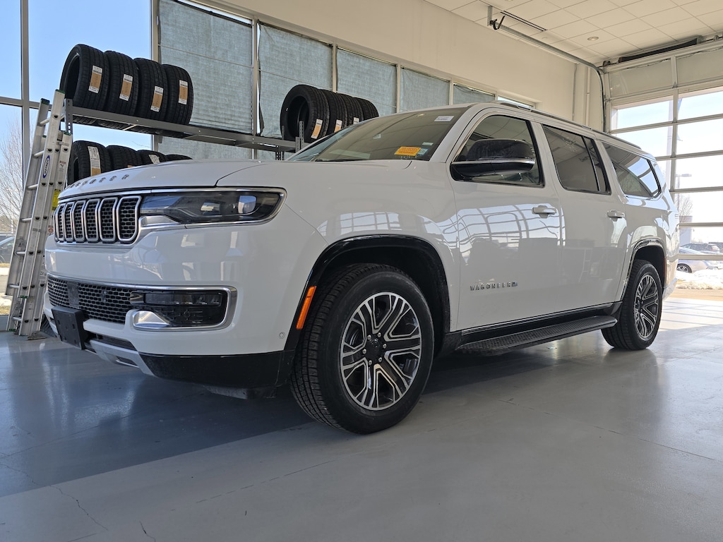 Used 2024 Jeep Wagoneer L Series II 4x4 SUV