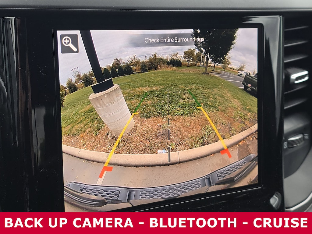 New 2026 Ram 1500 WARLOCK CREW CAB 4X4 5'7 BOX Pickup