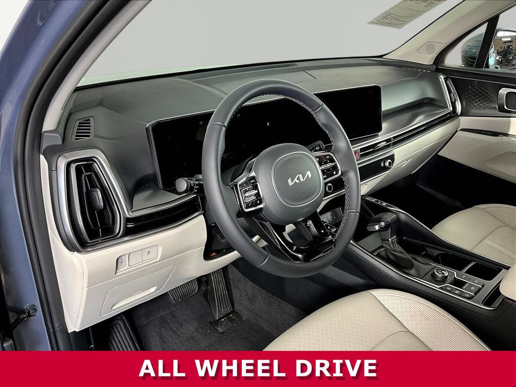 2025 Kia Sorento S - Photo 15