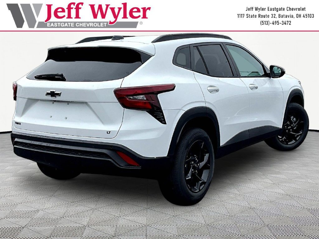2026 Chevrolet Trax LT - Photo 6
